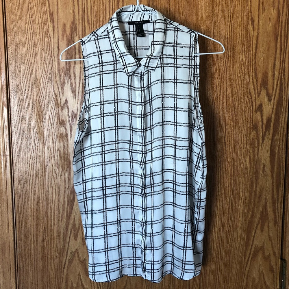 Forever 21 Sleeveless Collared Top - Black/White